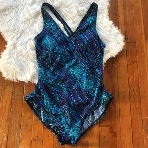NWT Speedo one piece criss cross back swimsuit
